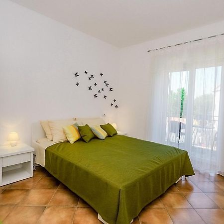 רוביני Apartmani Nina מראה חיצוני תמונה