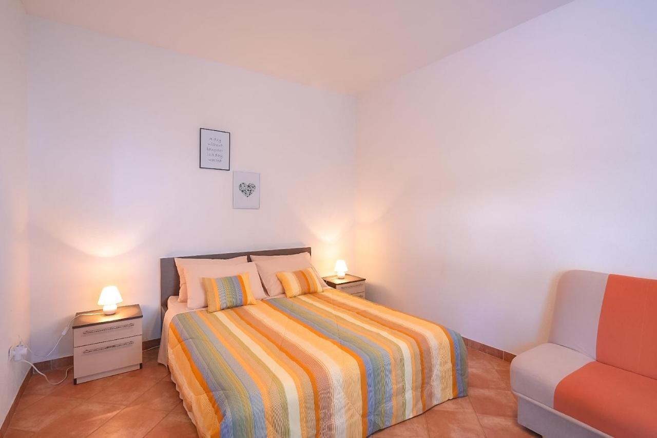 רוביני Apartmani Nina מראה חיצוני תמונה