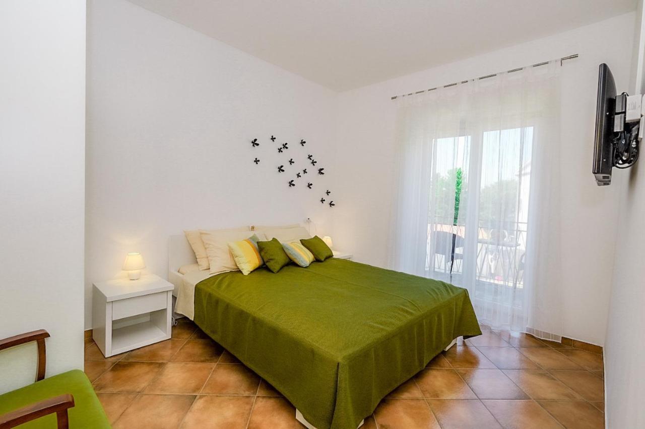 רוביני Apartmani Nina מראה חיצוני תמונה