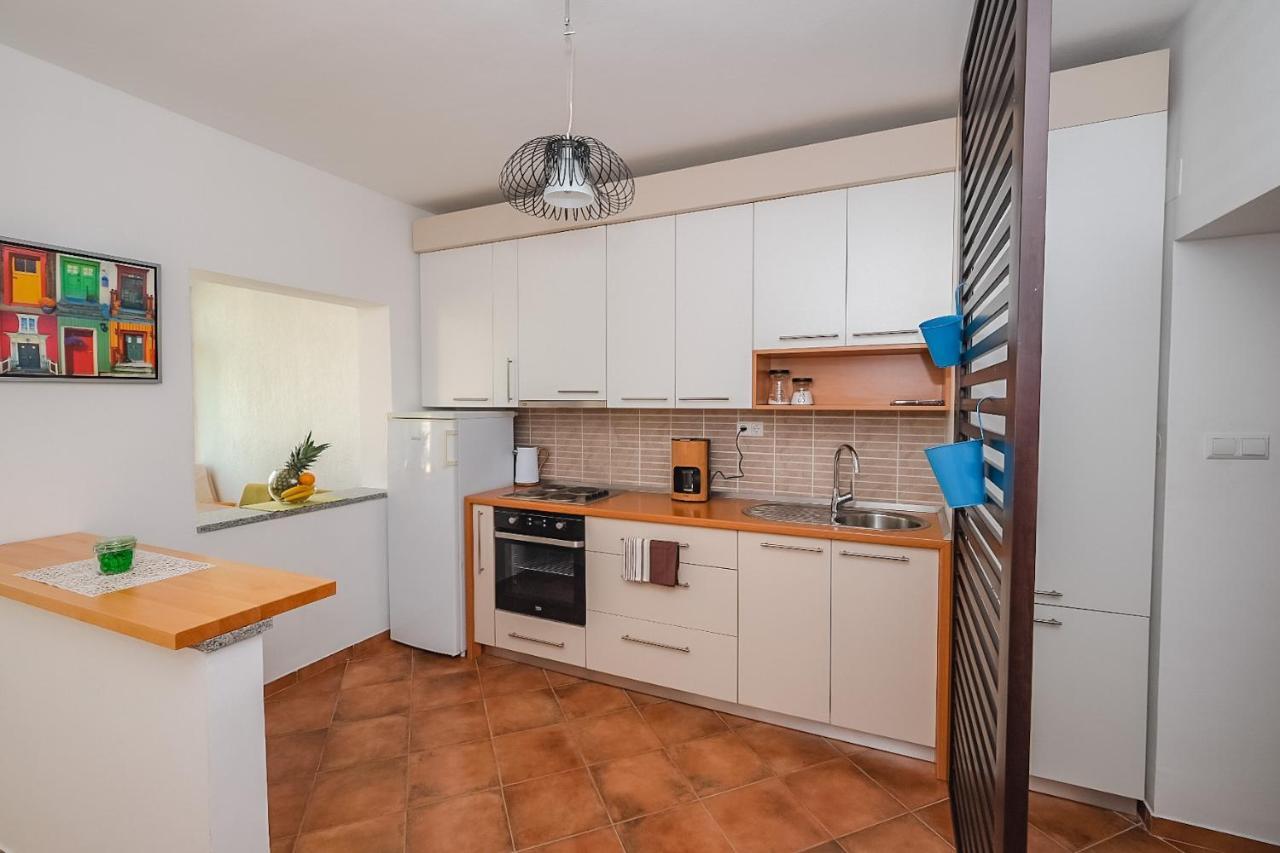 רוביני Apartmani Nina מראה חיצוני תמונה